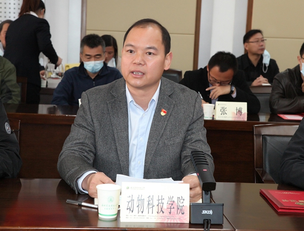 百家乐策略
党委书记曹军会发言.jpg