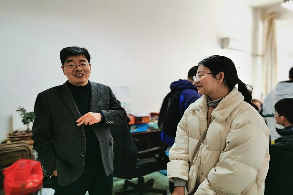 6f7c47178312417a853bd8c7522a9fcf.jpeg 图片二拜访恩师.jpeg