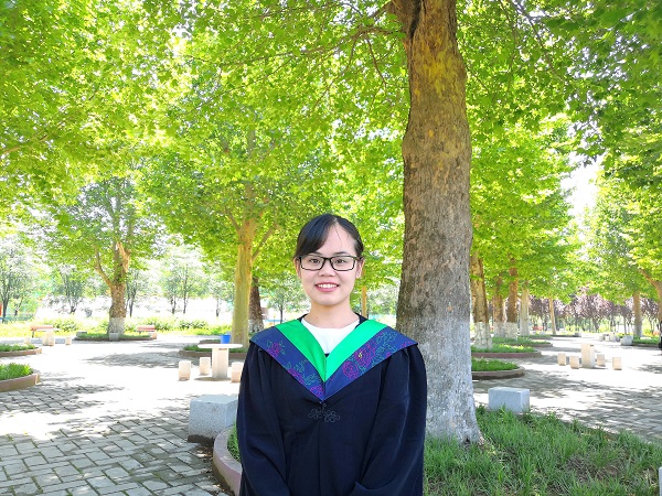 307a2861b2344b118ca096049923073d.jpg 潘美井 (2).JPG